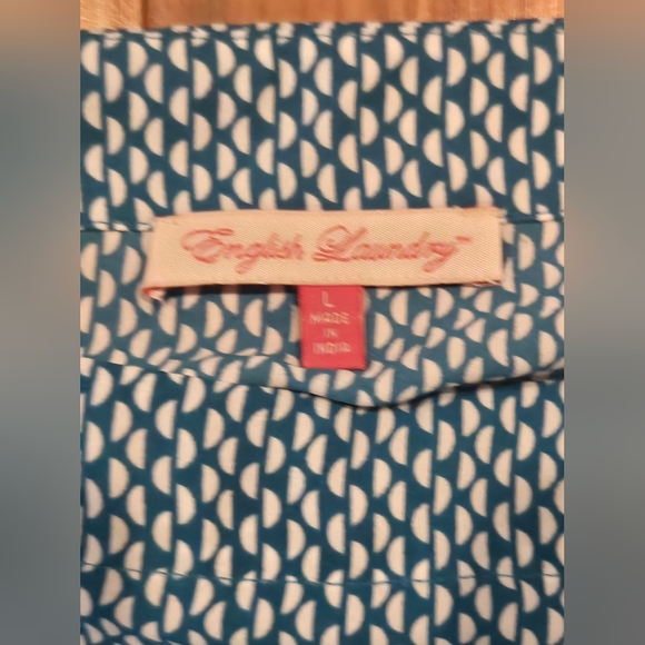 NWOT English Laundry Blue Patterned Top - Picture 6 of 8